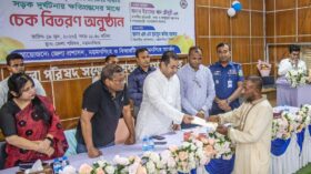 সড়ক দুর্ঘটনা রোধে সবাইকেই সচেতন হতে হবে -তথ্য প্রতিমন্ত্রী