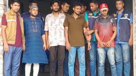 মাকে শ্লীলতাহানি করায় ৪ ভাই মিলে হত্যা করে রুবেলকে