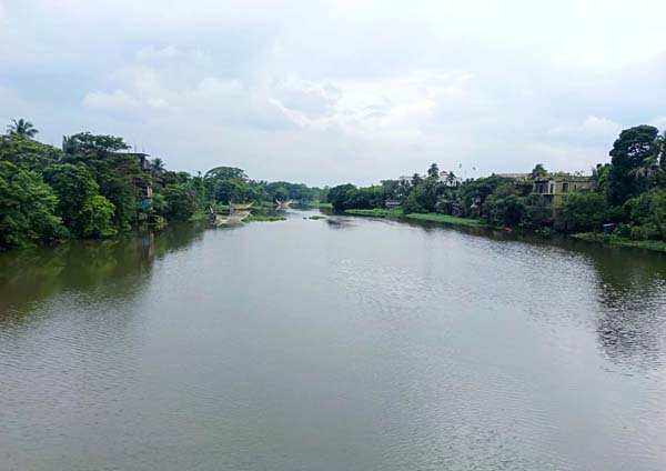 কচুরিপানামুক্ত কাঁচামাটিয়া নদী, স্বস্তি ফিরেছে জনজীবনে