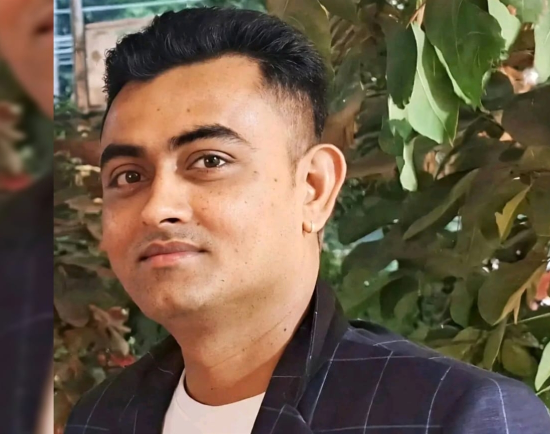 ফুলবাড়ীয়ায় নিখোঁজের ১০দিন পর তিনটি ট্রাভেল ব্যাগ ও বস্তা থেকে টুকরো টুকরো অবস্থায় কাস্টমসের সিপাহির লাশ উদ্ধার