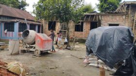 ১৪৪ ধারার নিষেধাজ্ঞার পরও জায়গা দখল করে ভবন নির্মাণের অভিযোগ