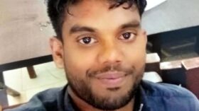 ফুলবাড়ীয়ায় গলায় ফাঁস দিয়ে গৃহশিক্ষকের আত্মহত্যা